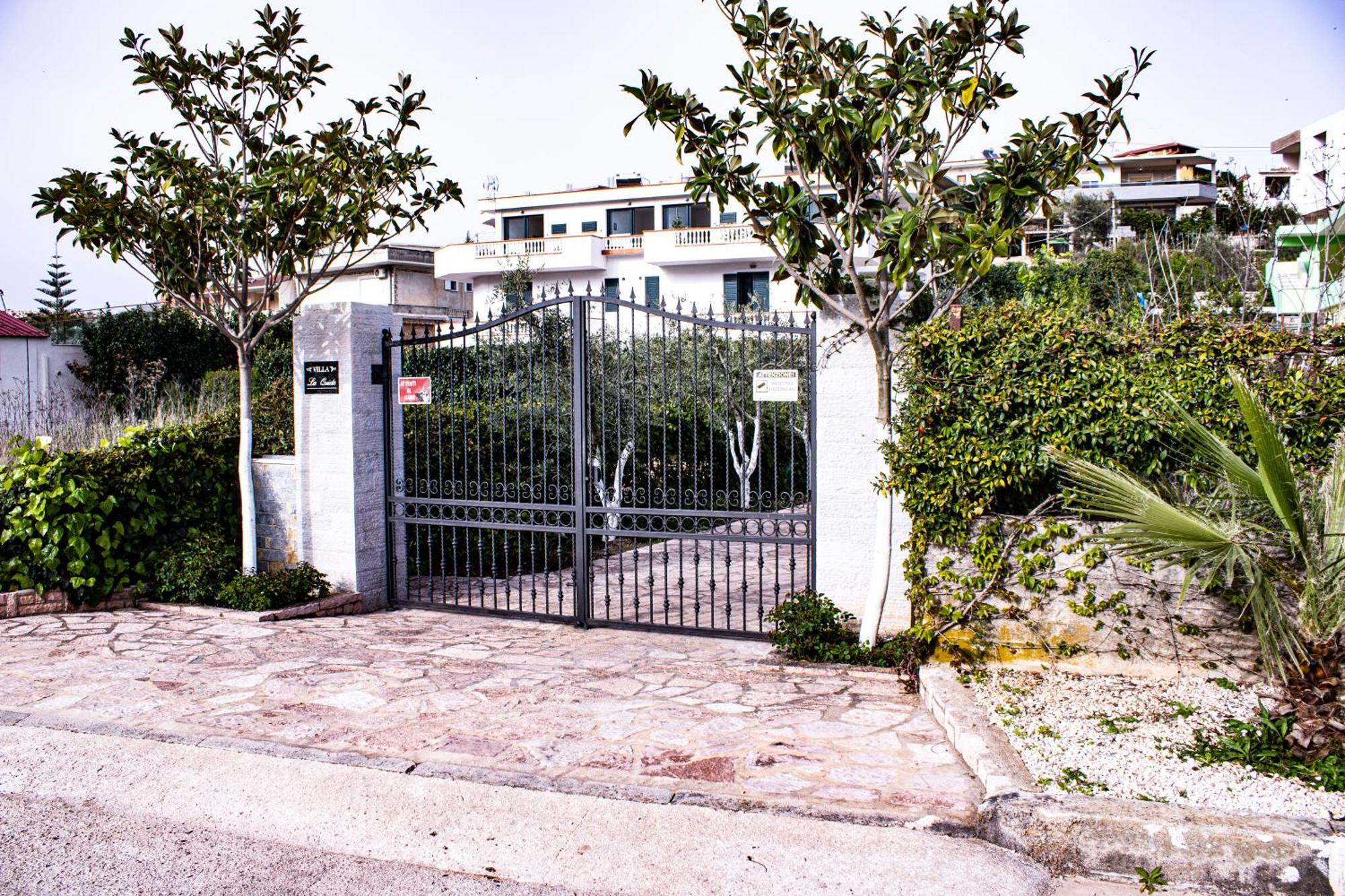 Villa La Quiete - Adults Only Cuke 外观 照片